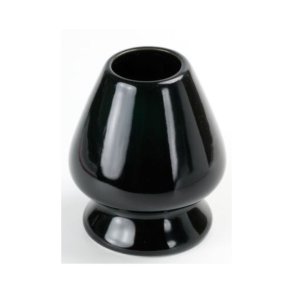 Sort holder til matcha piskeris