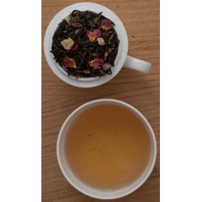 Granat�ble og ananas te